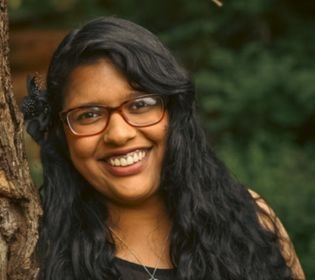 Rebekah Thomas, LPC-C, Therapist leading parenting classes in OKC